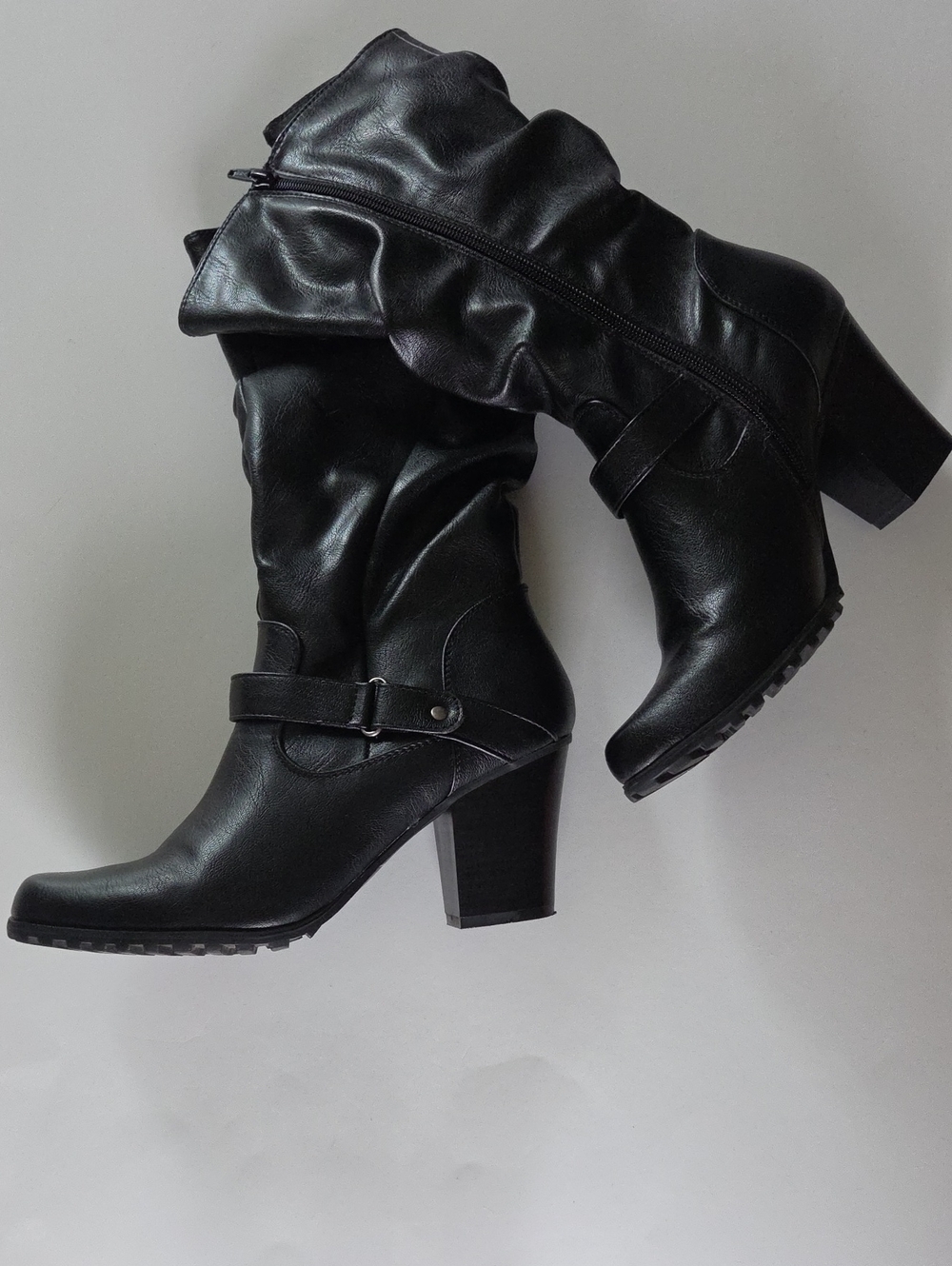 Apt. 9 Blanche Black Ruched High Heeled Boots Size 8 M Slouchy Knee High Dressy